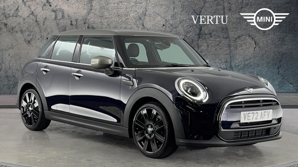 MINI Hatchback 1.5 Cooper Exclusive Premium 5dr Auto Petrol Hatchback